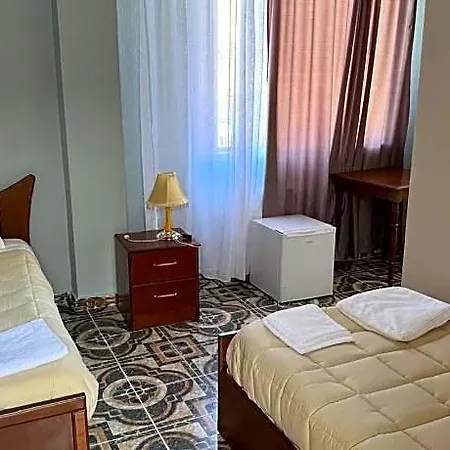 Sirena 2* Pogradec